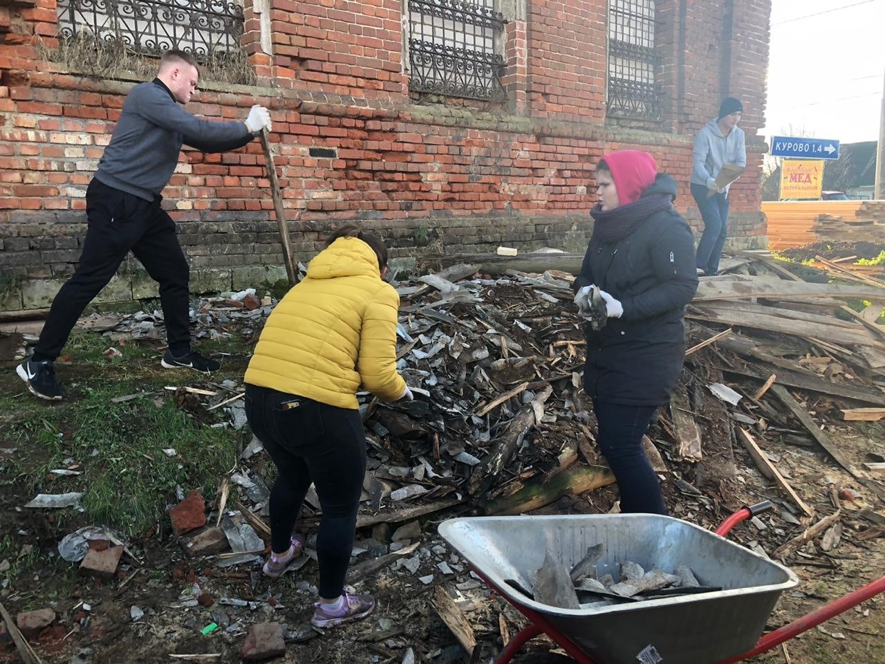 Жители Твери могут помочь в реконструкции церкви в деревне Лебедево