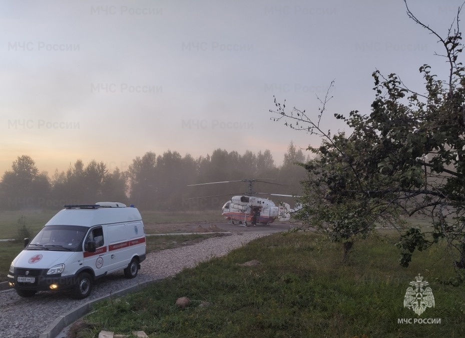 В Тверской области авиация МЧС помогла спасти мужчину