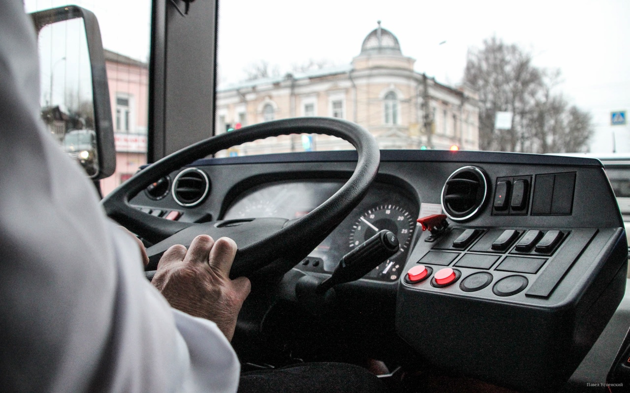 Пассажиров «Транспорта Верхневолжья» попросили не открывать окна в автобусе в жару
