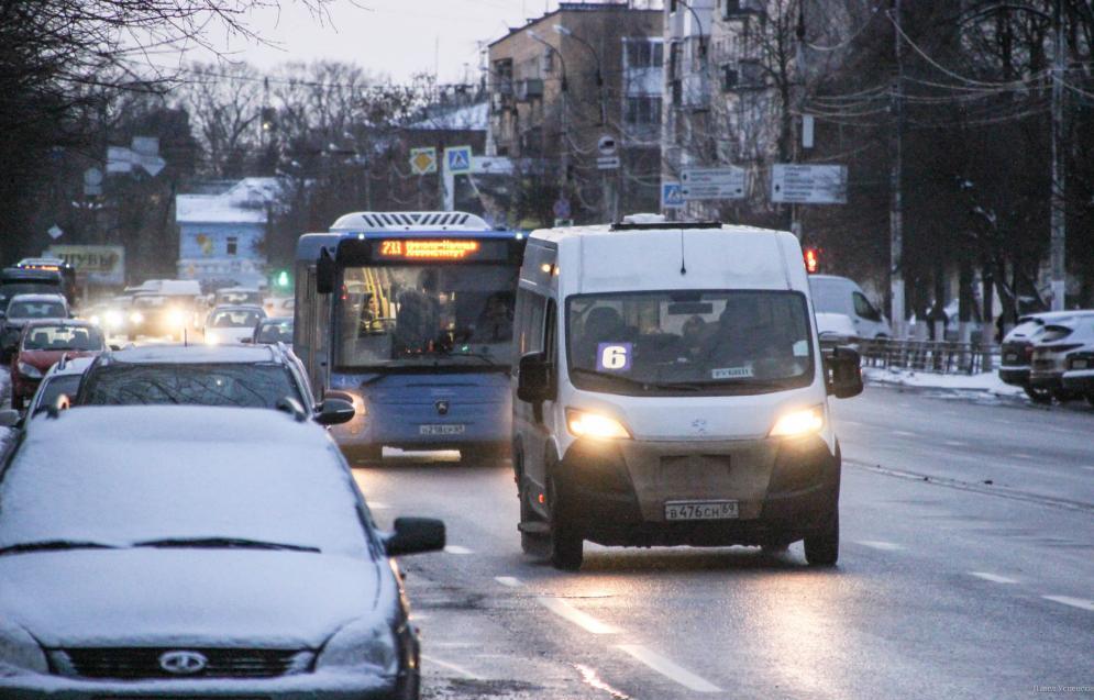 В Твери на маршруте №6 «Юность — Мамулино» начали работу синие автобусы