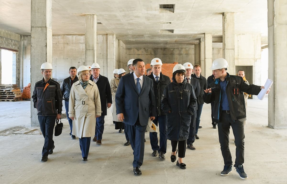 Губернатор Игорь Руденя провел выездное совещание на площадке строительства Детской областной клинической больницы в Твери