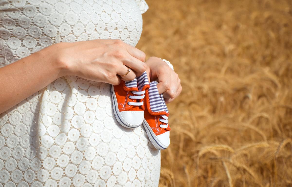 В Тверской области более тысячи беременных, вставших на учет на ранних сроках, получают пособия