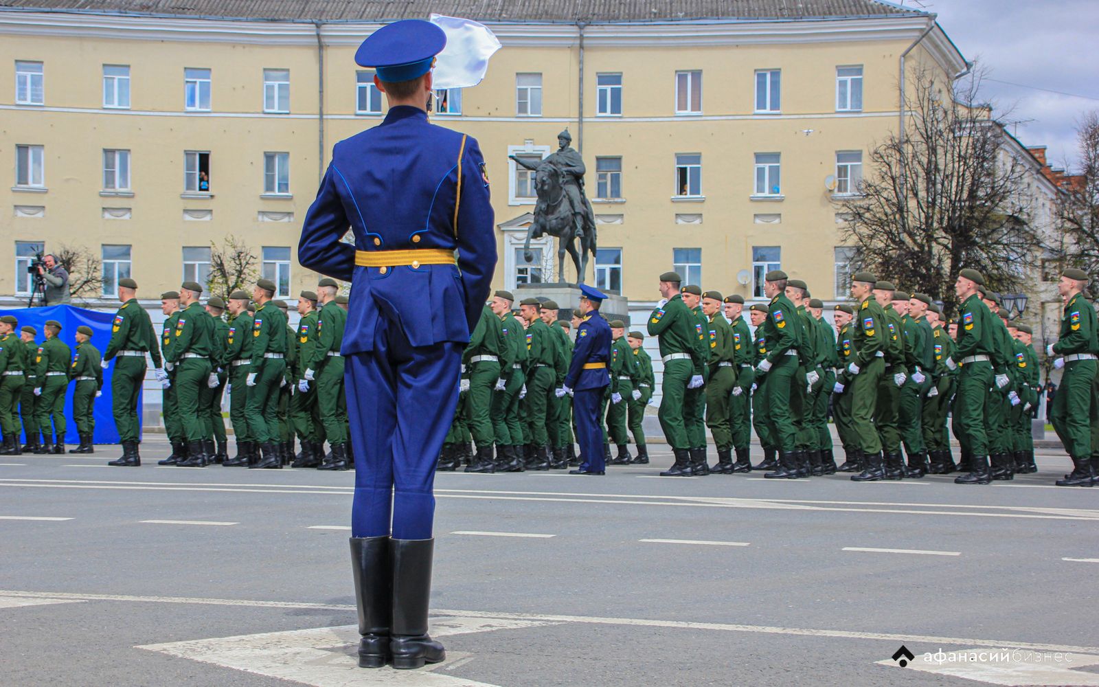 Во сколько парад в твери. Парад в твери. парад 9 мая в твери фсин. парад победы 2025 тверь топ тверь. тверь парад победы 2019.