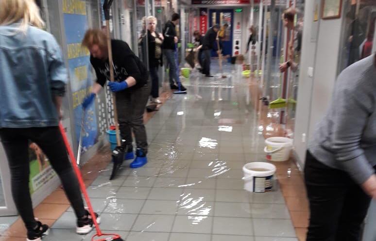 В Твери затопило торговый центр «Можайский»
