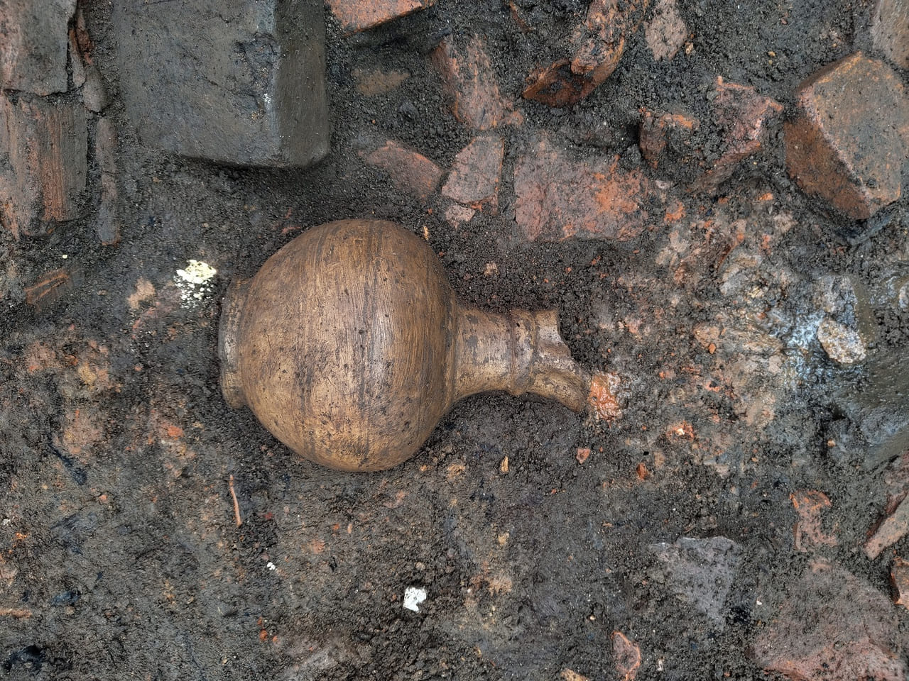 Раскопки в Твери на месте доходного дома на улице Брагина преподнесли археологам сюрпризы