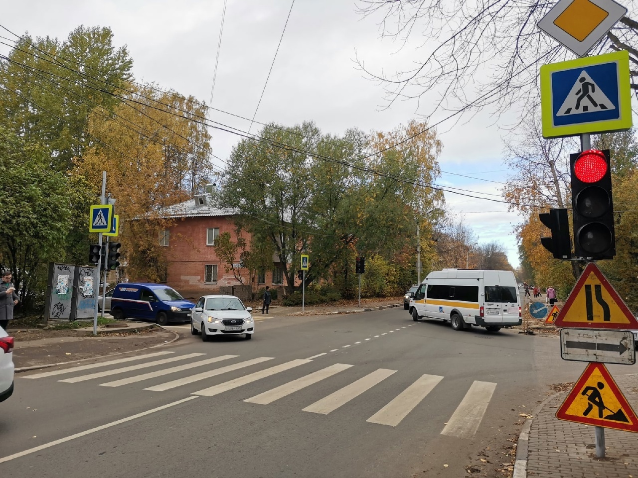 Новый светофор начал работать в Московском районе Твери | 12.10.2022 |  Тверь - БезФормата