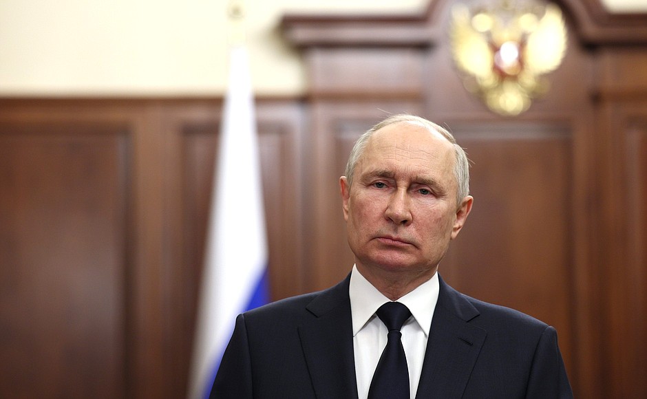 Президент России Владимир Путин выступил с обращением