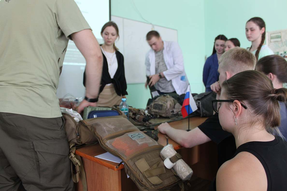 Студентов Тверского ГМУ учили правилам оказания помощи в экстремальных ситуациях