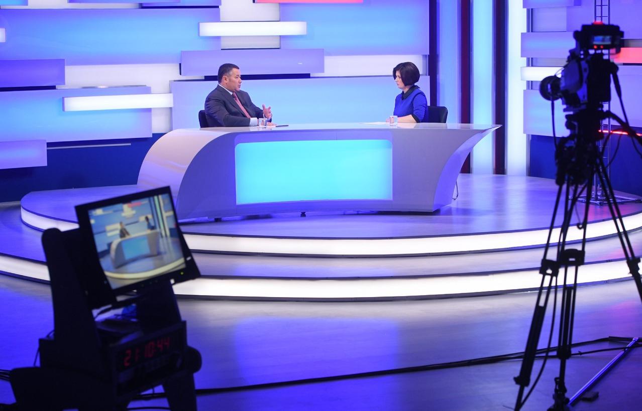 Игорь Руденя в эфире телеканала «Россия 24» Тверь поблагодарил всех причастных к ликвидации последствий урагана в Андреаполе