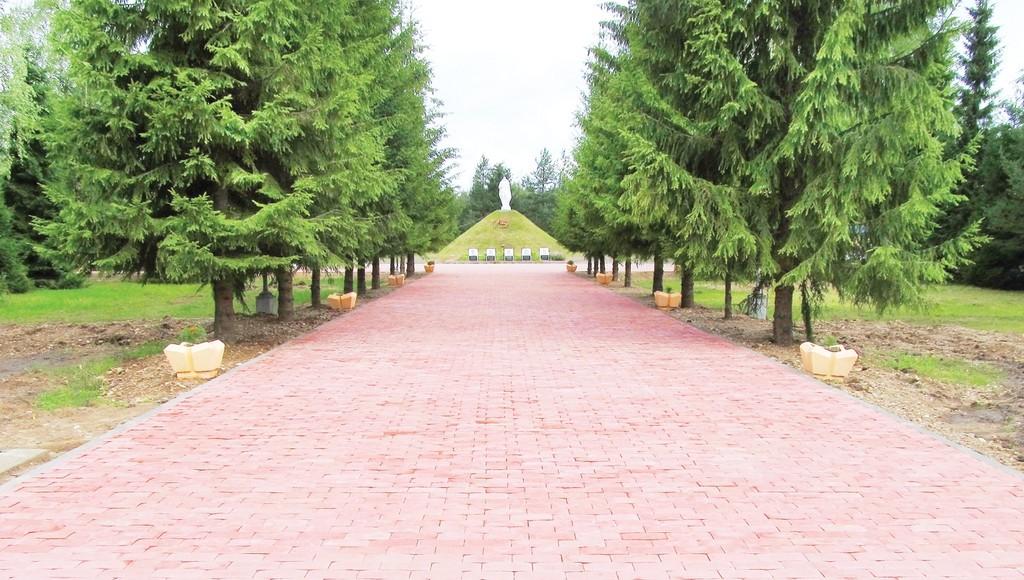 В поселке Сандово в Тверской области отремонтируют мемориал павшим землякам