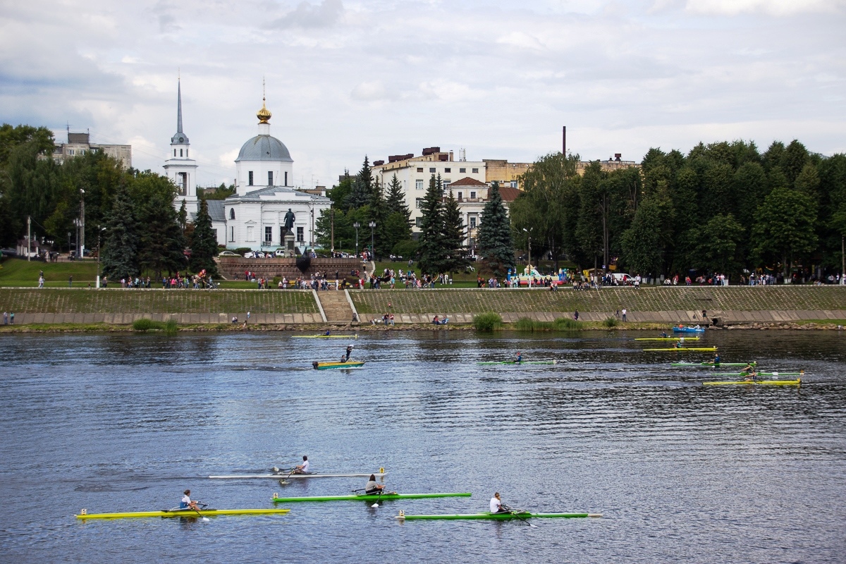 Погода в Твери: умеренно тепло и дождливо