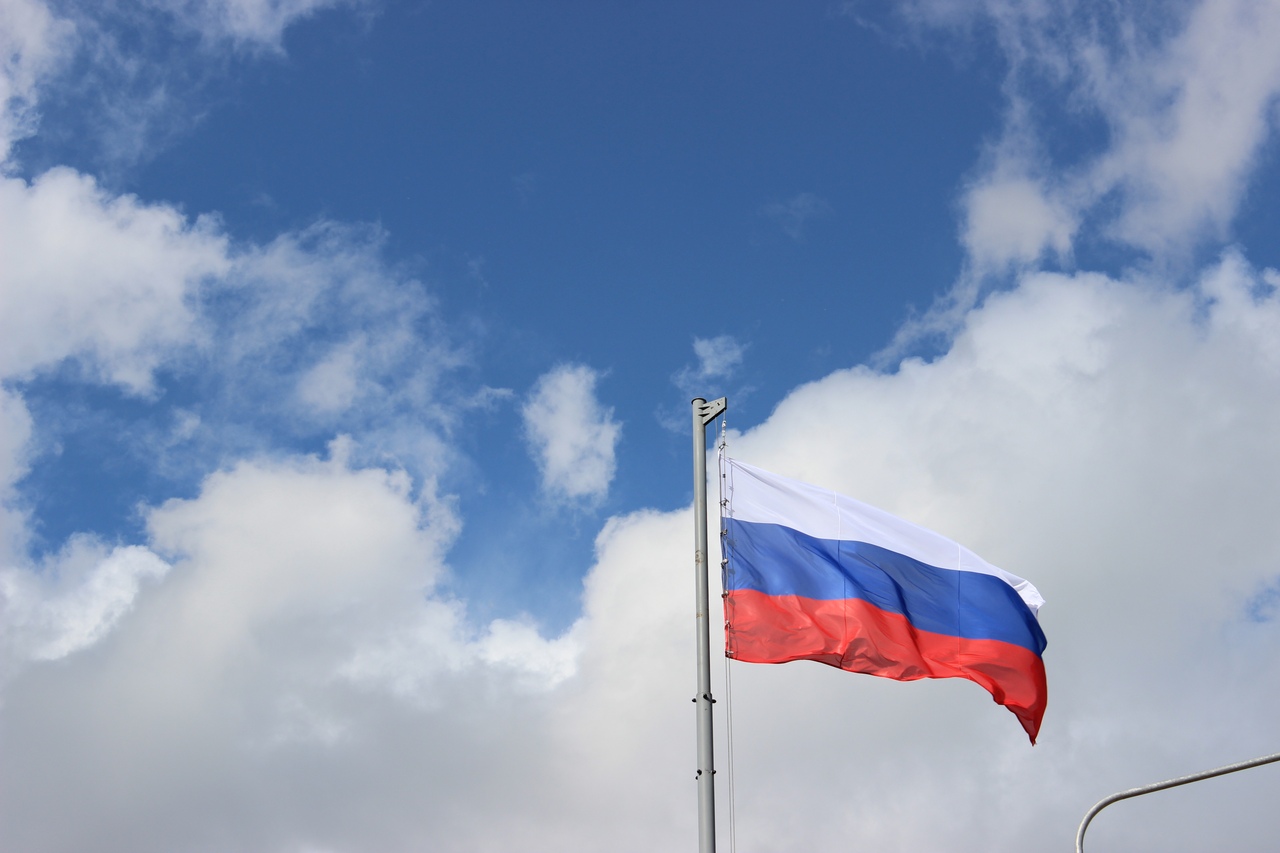 Флаг России и Тверской области