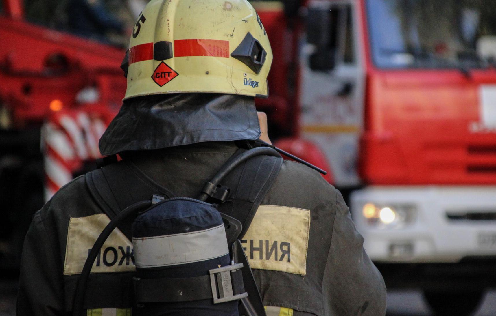 В Тверской области в заброшенном доме сгорел человек