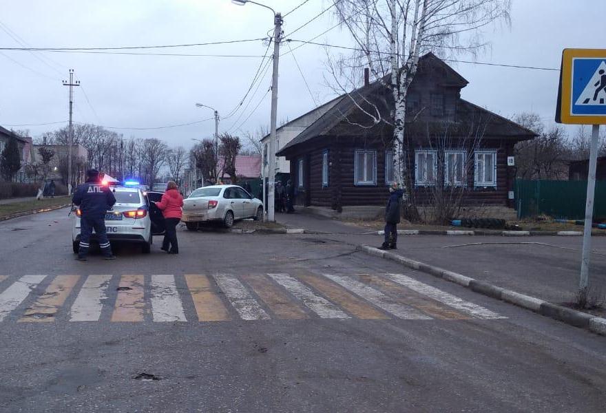 В Тверской области 18-летний мотоциклист получил тяжелые травмы в ДТП с легковушкой