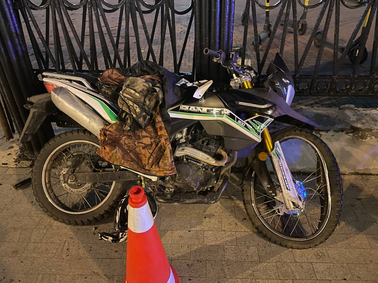 В Твери в ночном ДТП с мотоциклом пострадали три человека