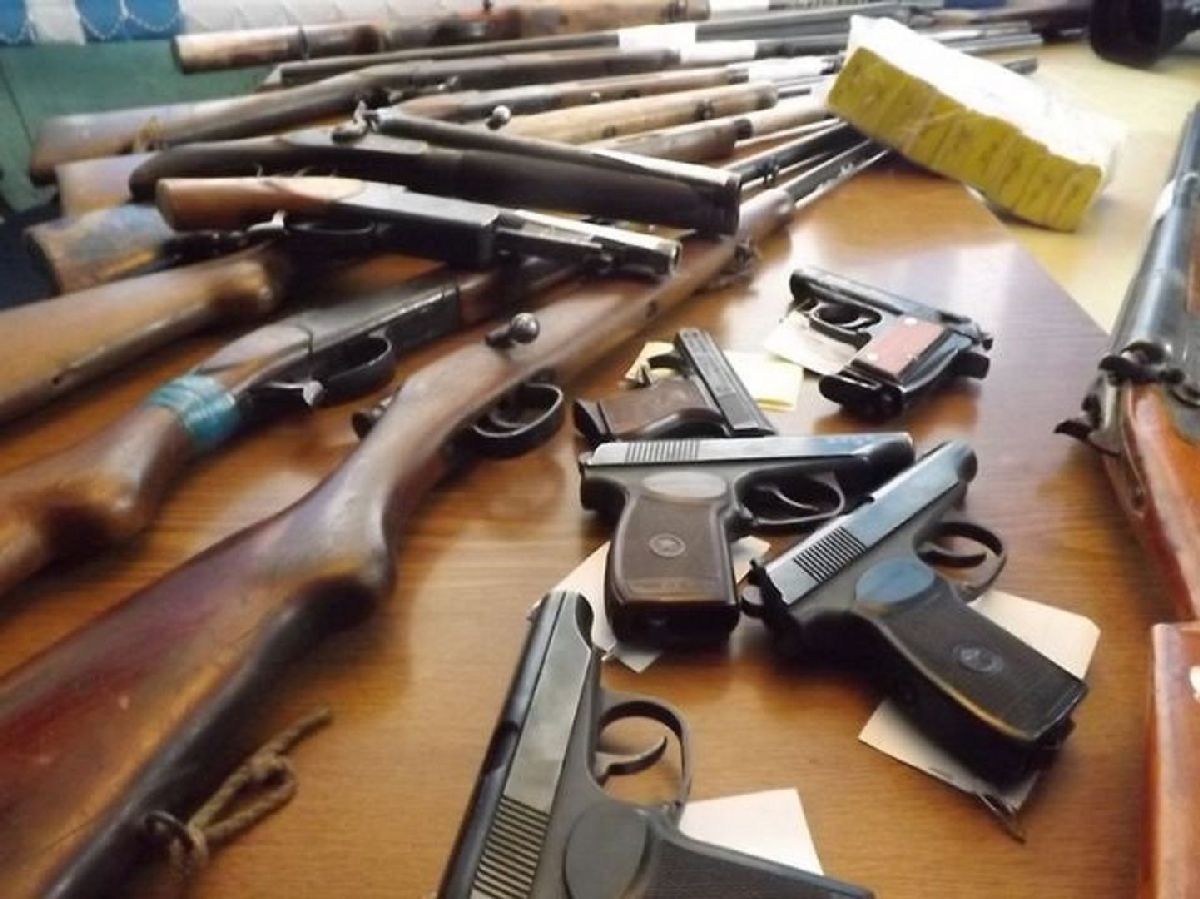 Жителям Тверской области предлагают деньги за добровольную сдачу оружия и боеприпасов