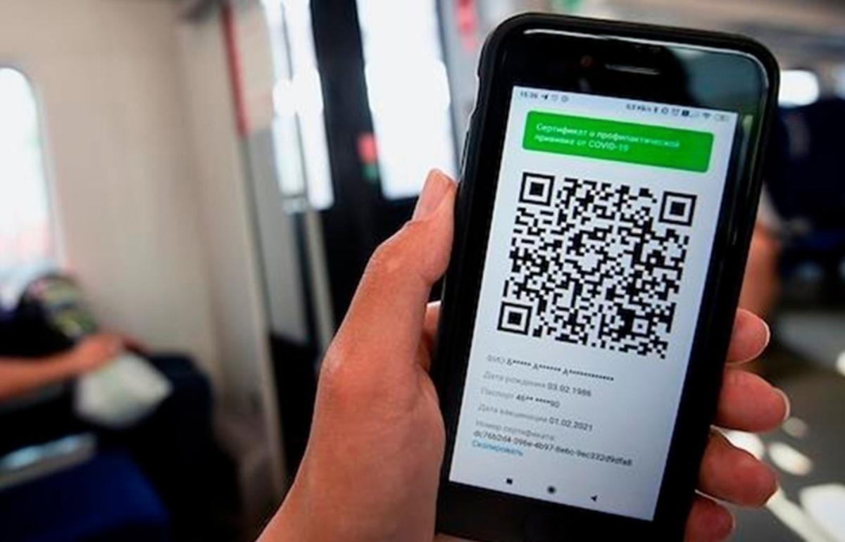 В Минздраве не хотят давать QR-коды тем, кто не обращался к врачам 3 ноября  2021