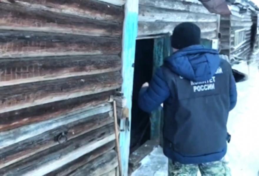 Накануне нового года житель Тверской области обухом топора убил своего знакомого