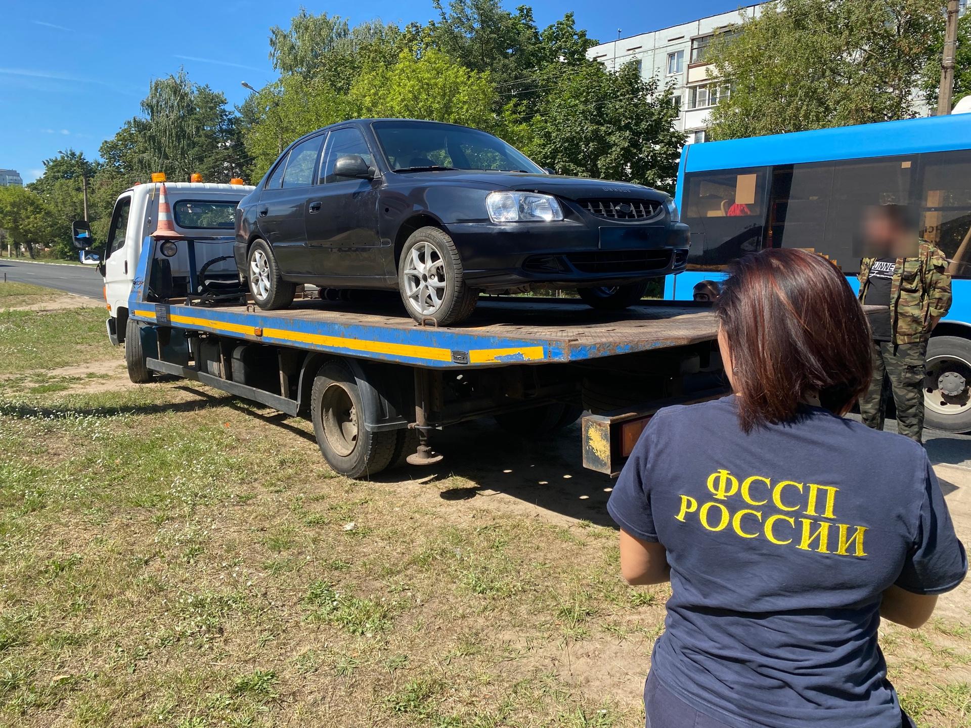 В Твери водителю пришлось срочно оплатить долги, чтобы не лишиться  автомобиля | 15.09.2022 | Тверь - БезФормата