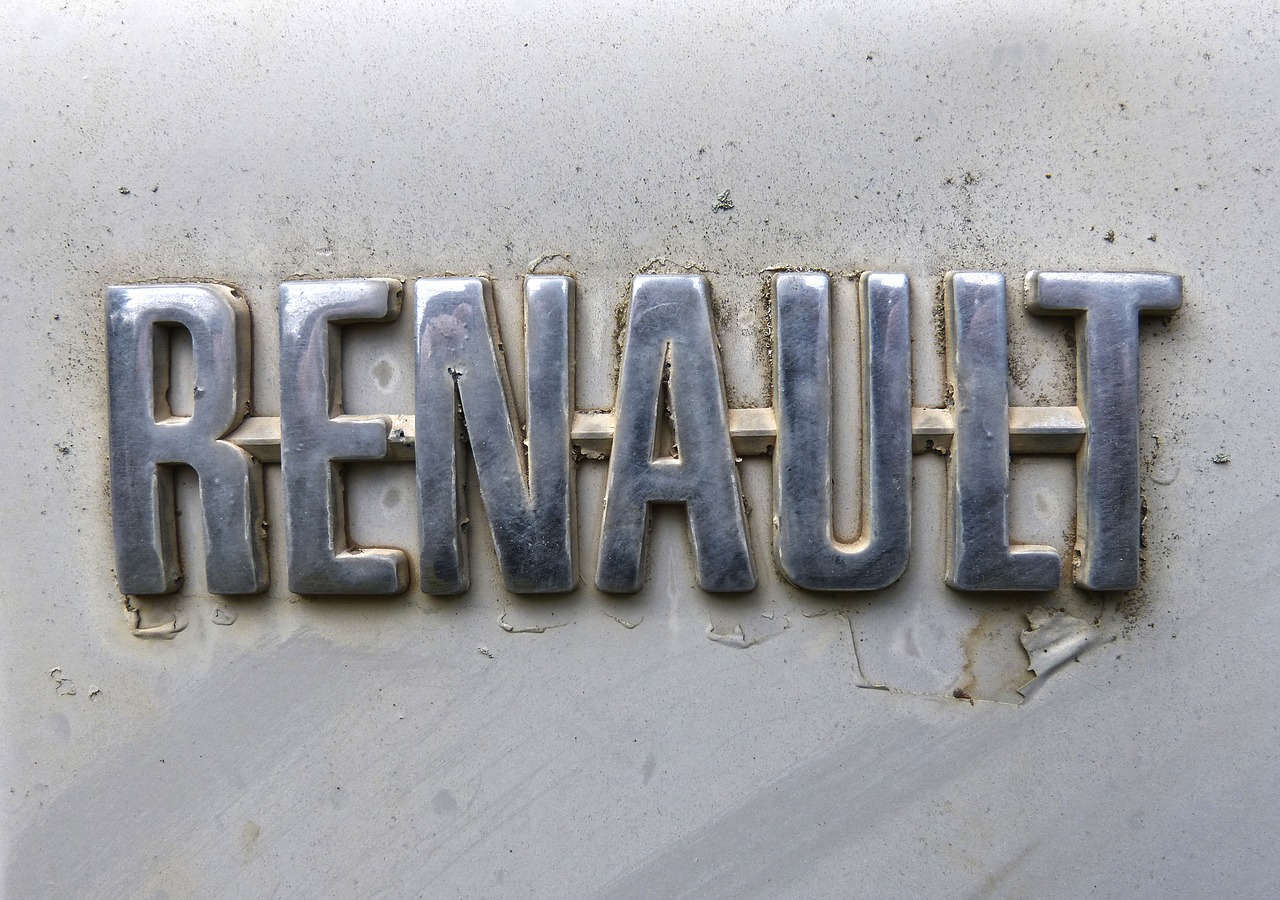 Renault возобновляет производство автомобилей в Москве