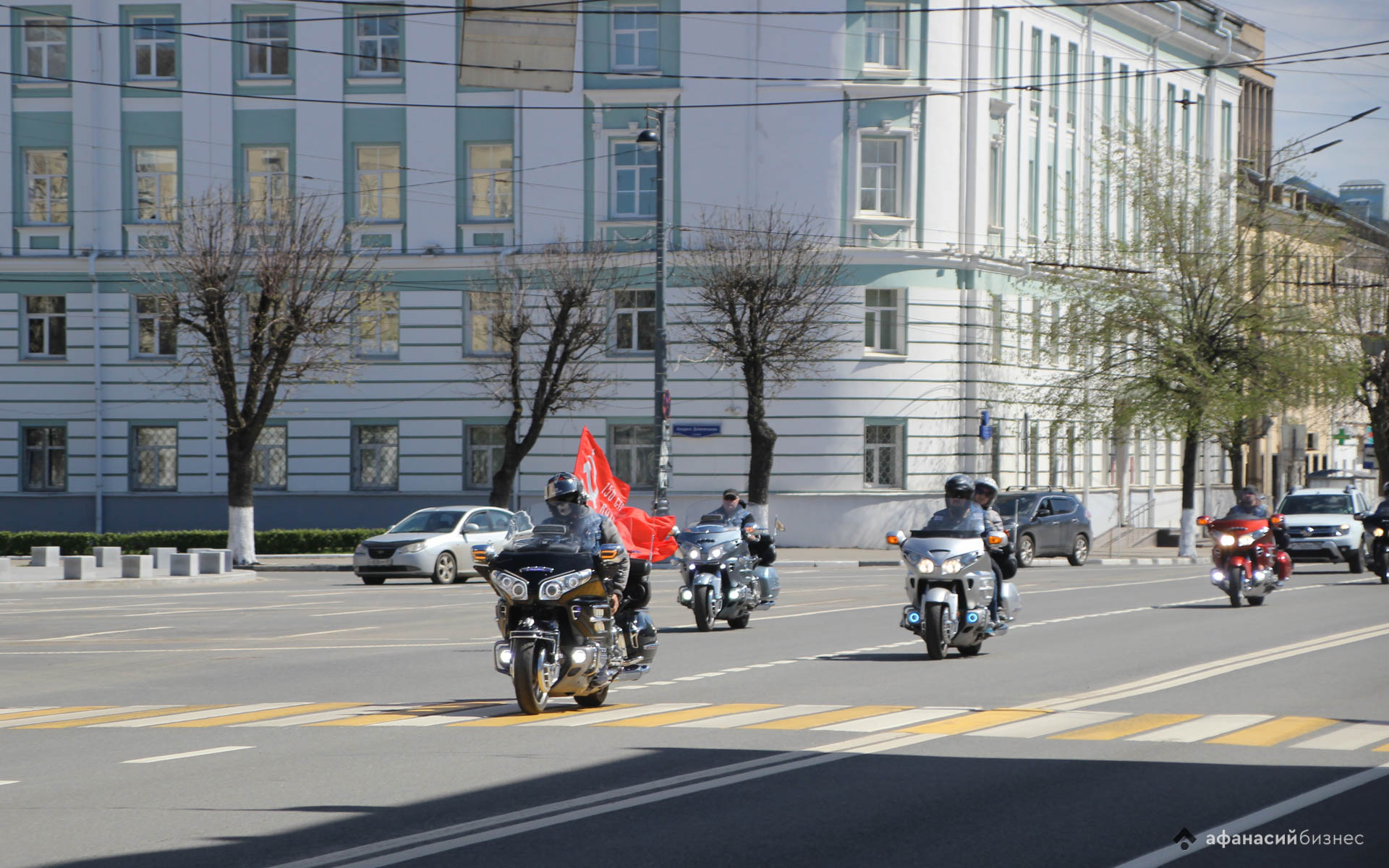 В День Победы над Тверью прошел авиапарад | 09.05.2020 | Тверь - БезФормата