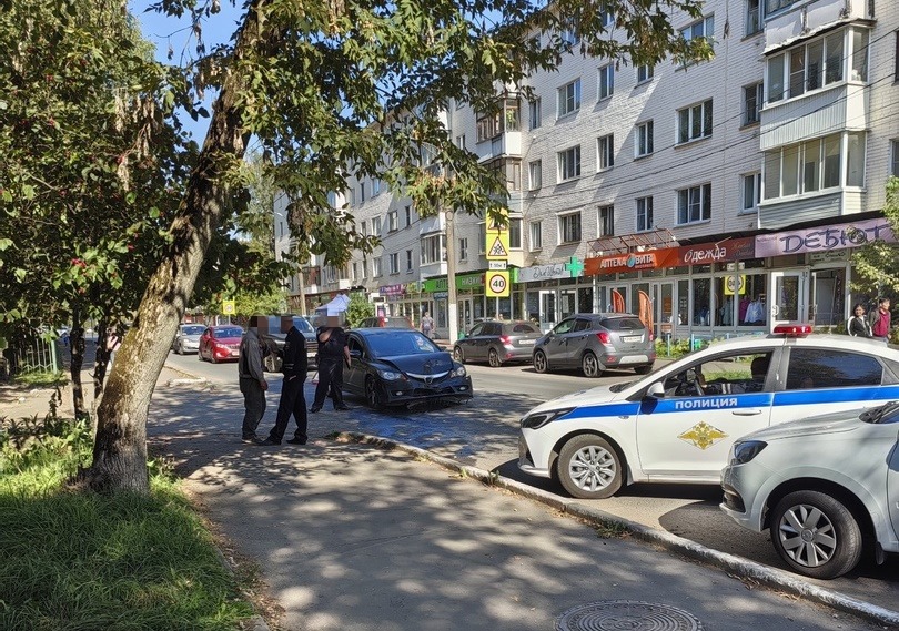 В Твери на улице Скворцова-Степанова пьяный водитель устроил ДТП