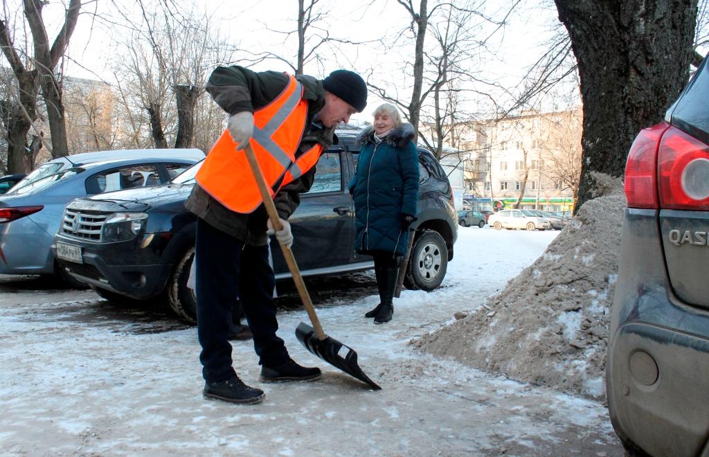 В Твери УК будут штрафовать за плохую уборку снега во дворах