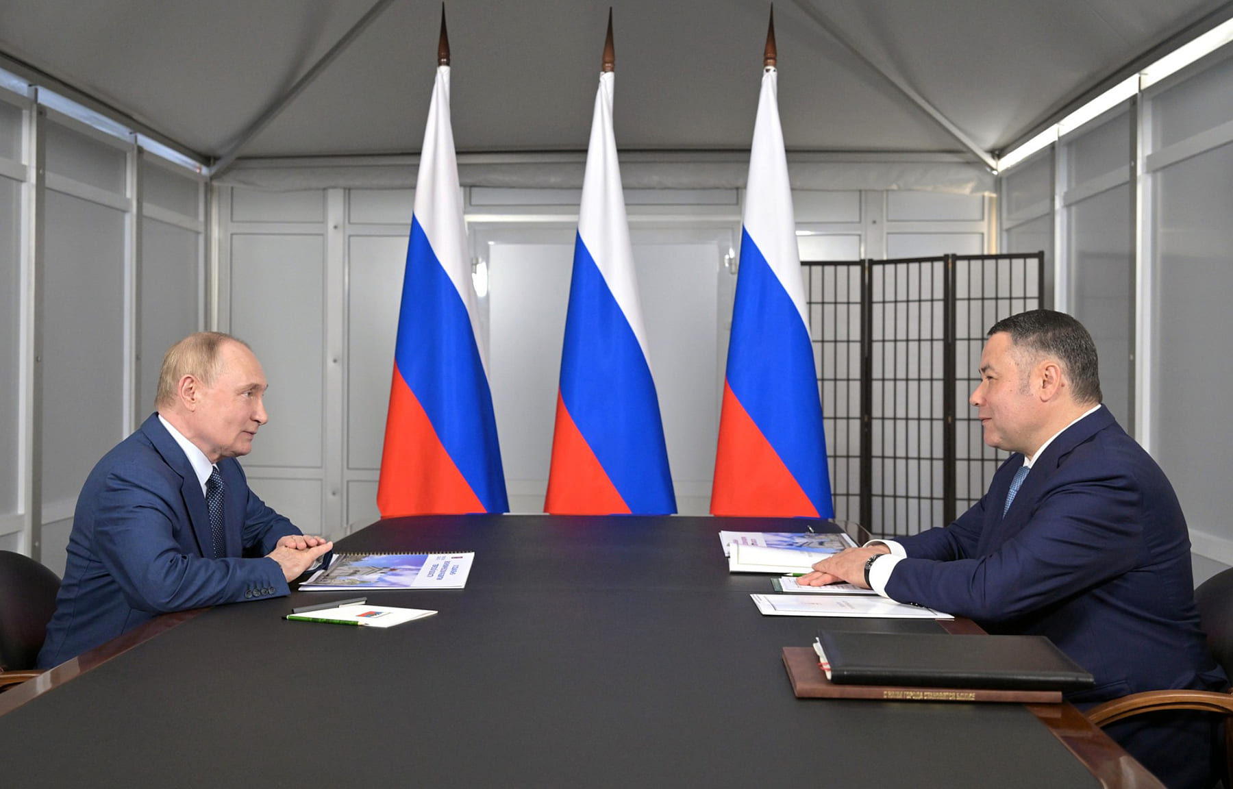 Президент РФ Владимир Путин провёл встречу с губернатором Тверской области Игорем Руденей