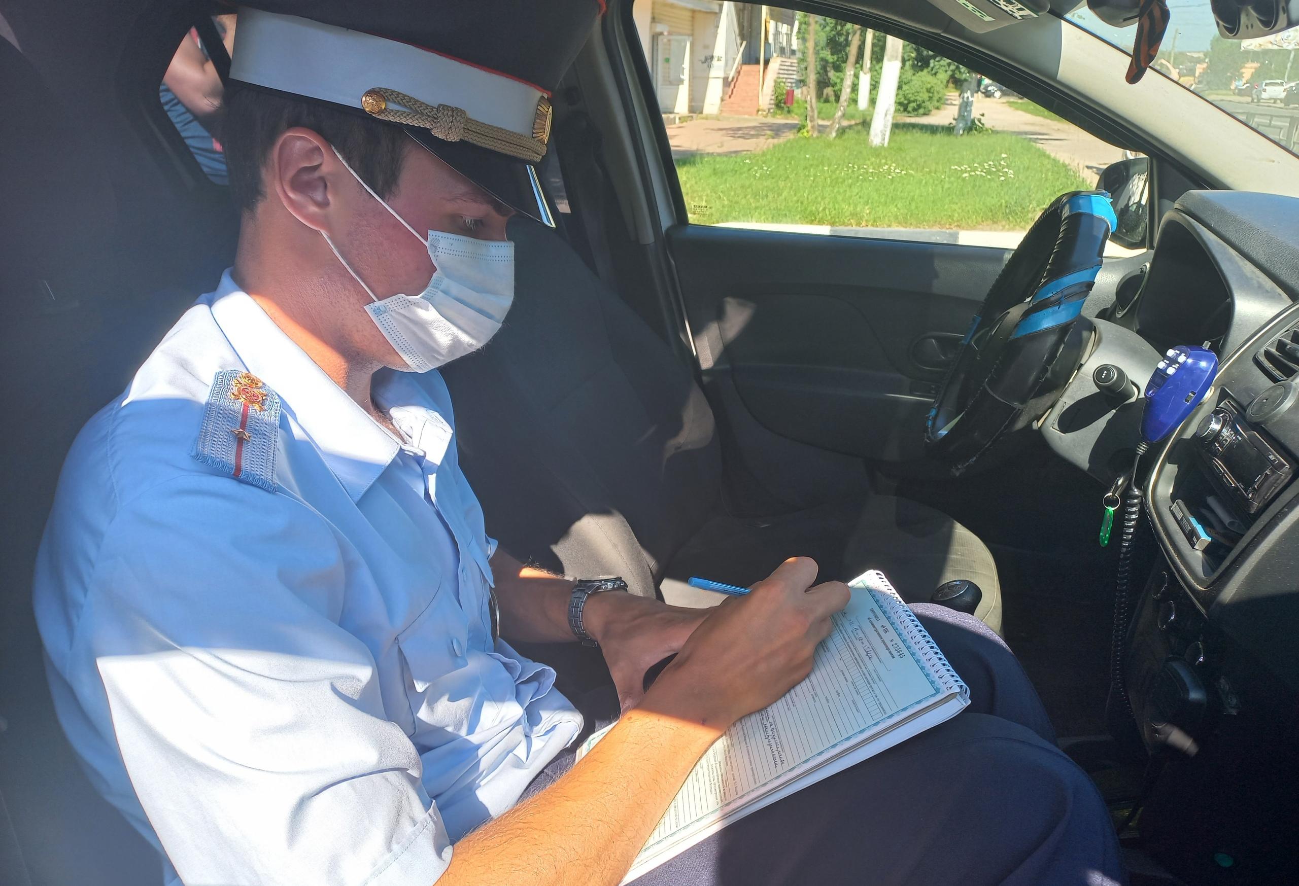 В Твери в ходе профилактического рейда автоинспекторы оштрафовали нескольких нарушителей