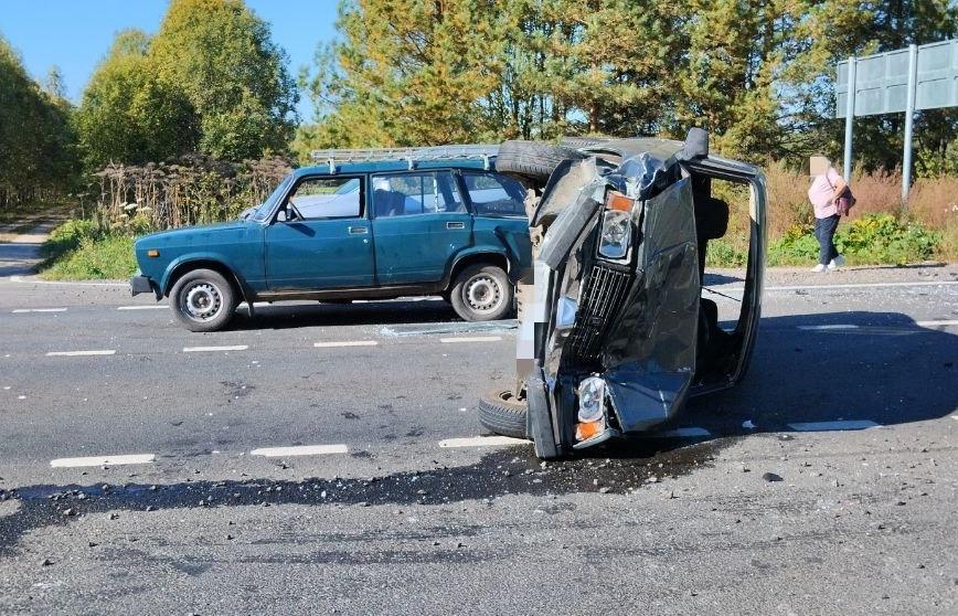 Сразу три машины столкнулись на трассе в Бежецком районе