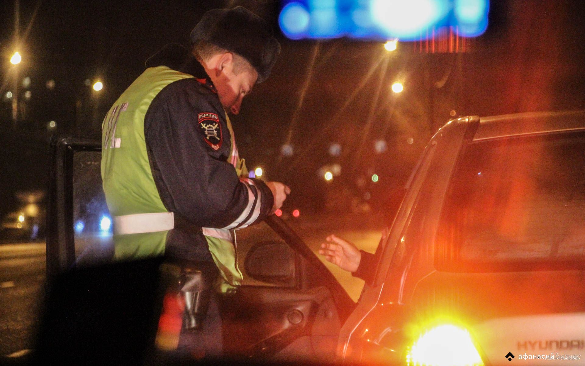 В Тверской области водитель легковушки сбил пешехода, который шел по проезжей части