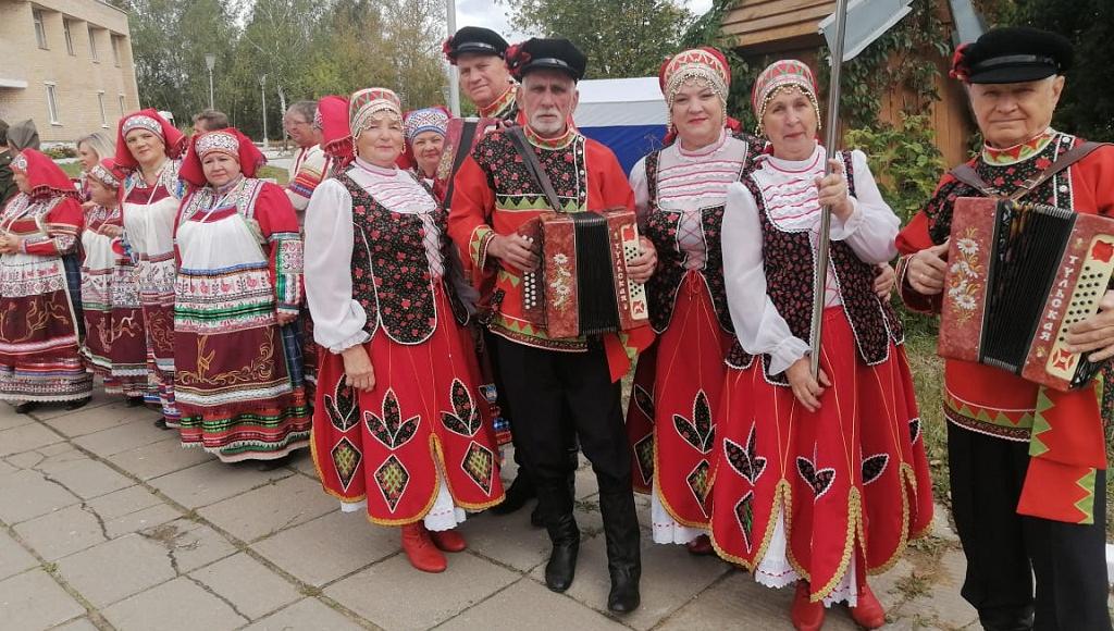Гармонистов и частушечников из Тверской области покажут на Первом канале