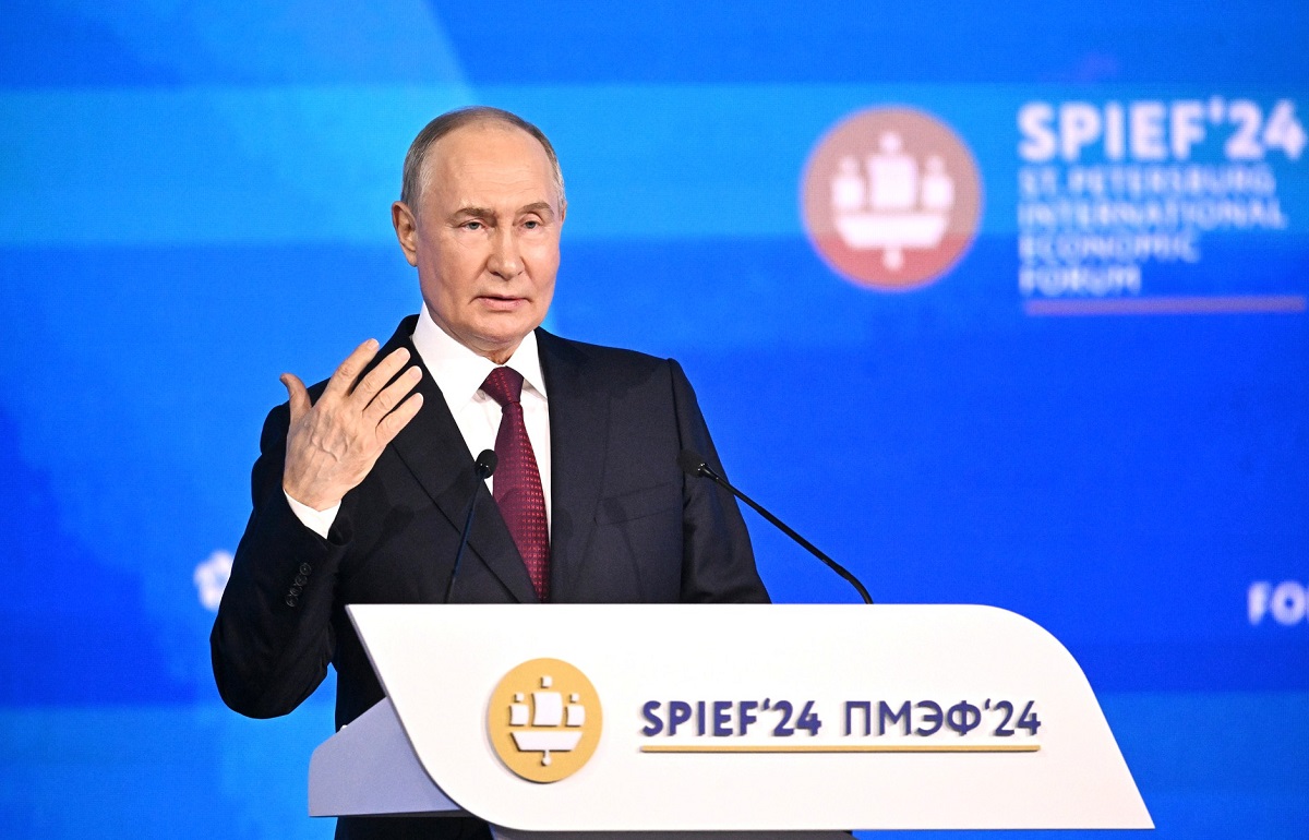 ПМЭФ-2024: Президент России Владимир Путин на пленарном заседании форума назвал ключевые направления развития России в сфере экономики 
