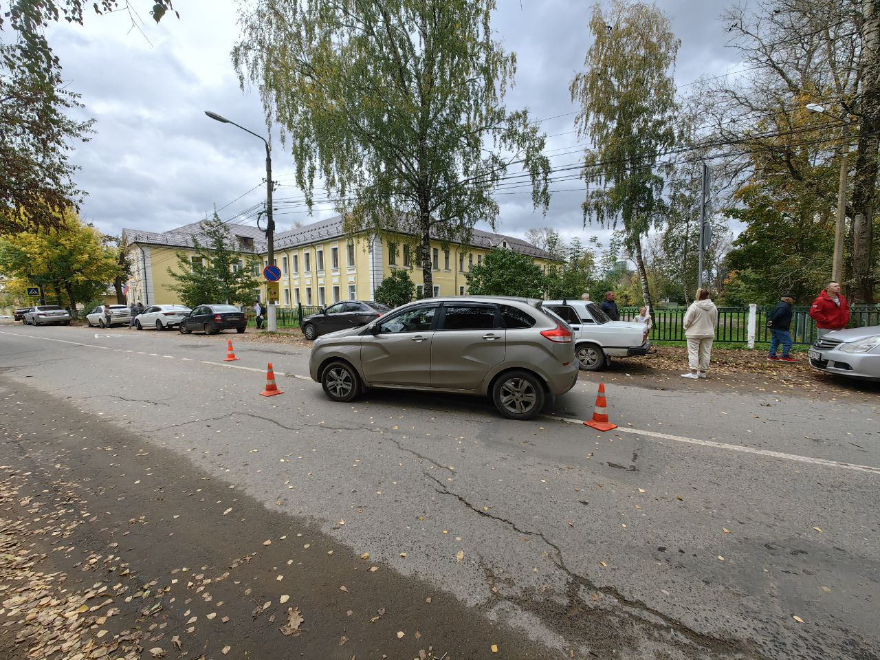 В Торжке автомобиль «Лада» наехал на ребенка