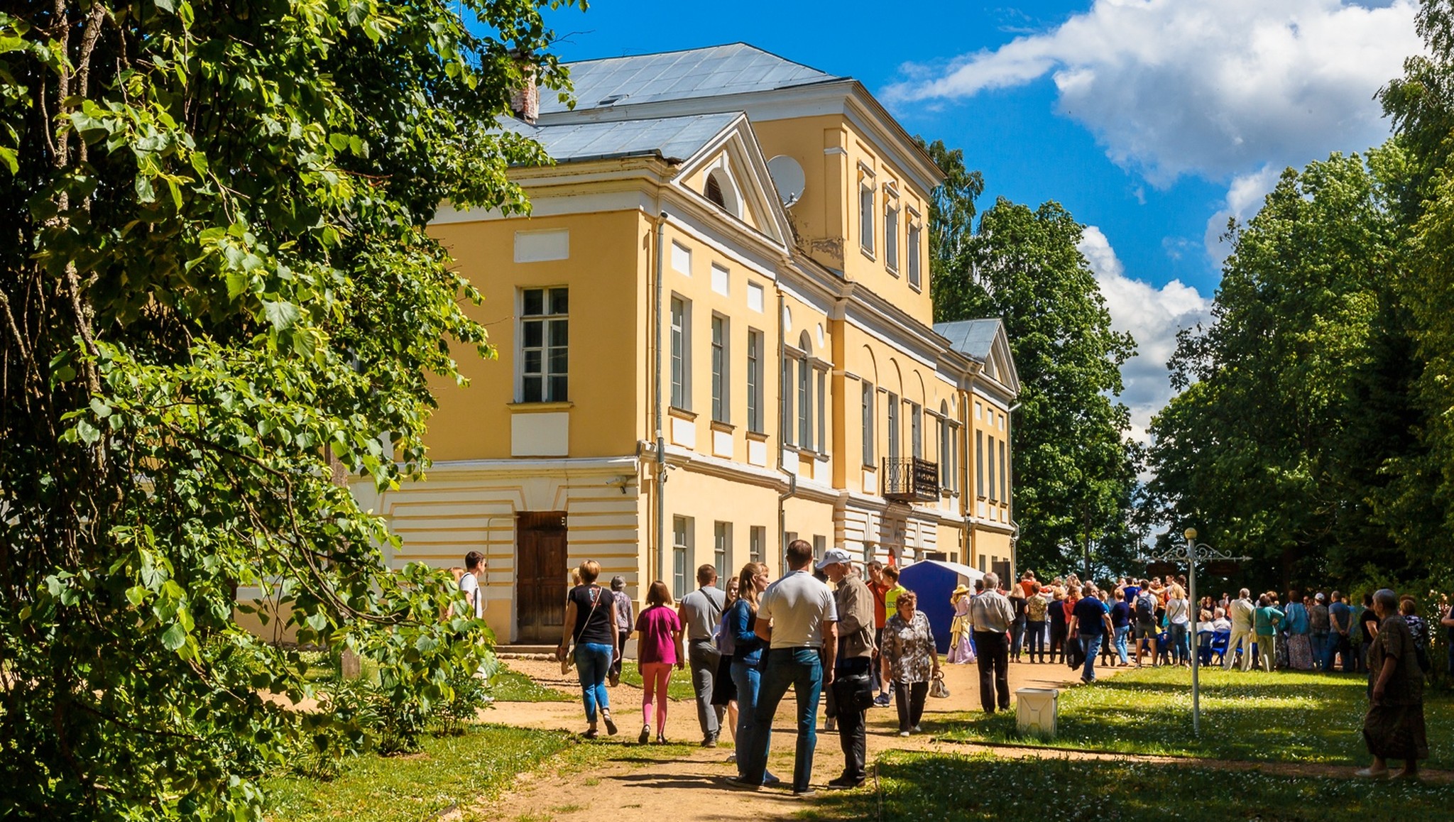 Пушкинский праздник в берново 2024. Берново усадьба Вульфов. Берново Тверская область музей Пушкина. Музей а.с. Пушкина в усадьбе Берново.