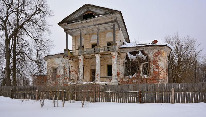 Восстановить и сохранить историю: в Тверской области ищут способы спасения объектов исторического наследия