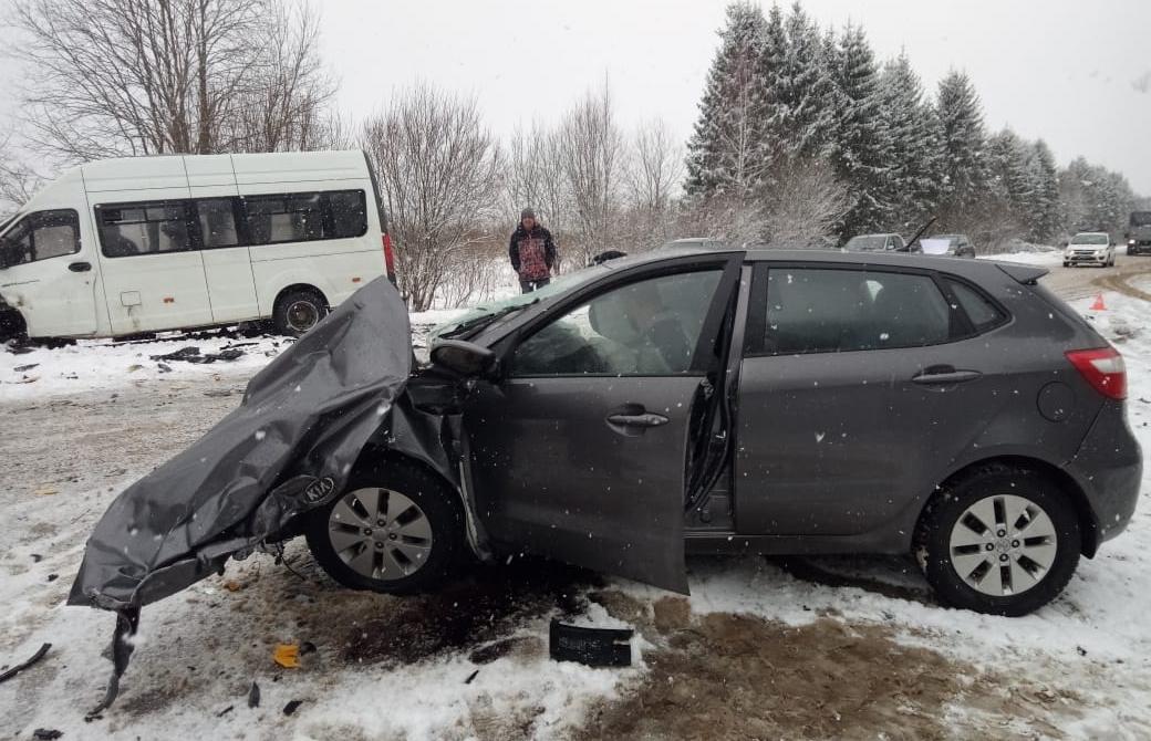 СК проверяет обстоятельства аварии с автобусом в Тверской области