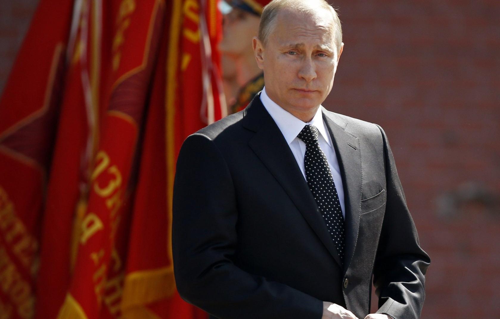 Путин: МРОТ должен существенно превышать величину прожиточного минимума