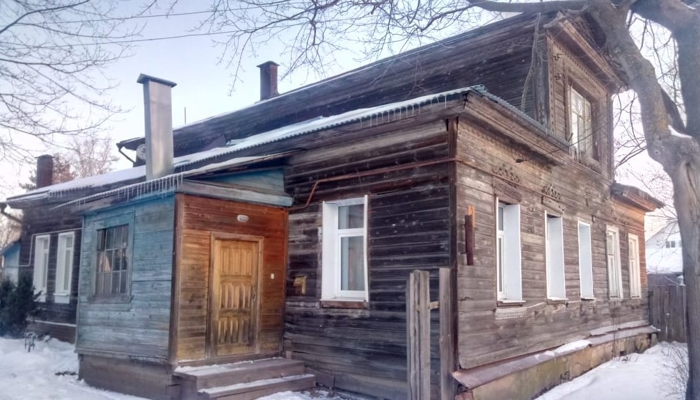 В Тверской области пожилая женщина погибла в доме, где рухнули перекрытия