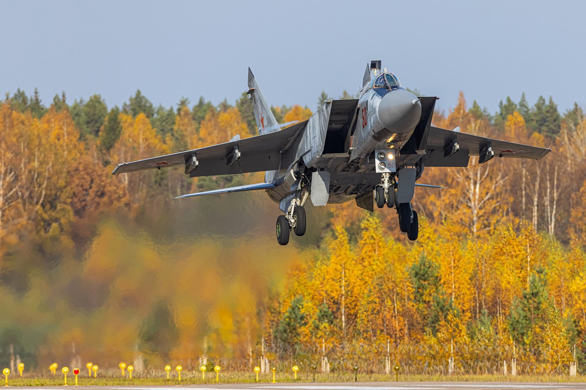 В Тверской области сверхзвуковые истребители приняли «воздушный бой» - новости Афанасий