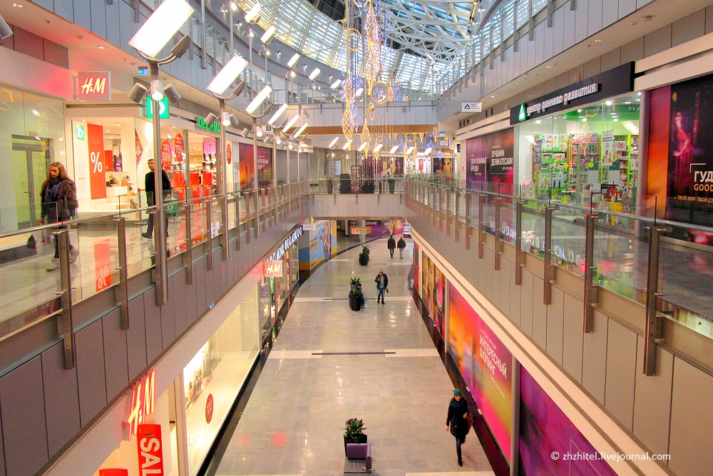 Посещаемость торговых центров снизилась до 20%, а обороты могут упасть на 35–45% - новости Афанасий