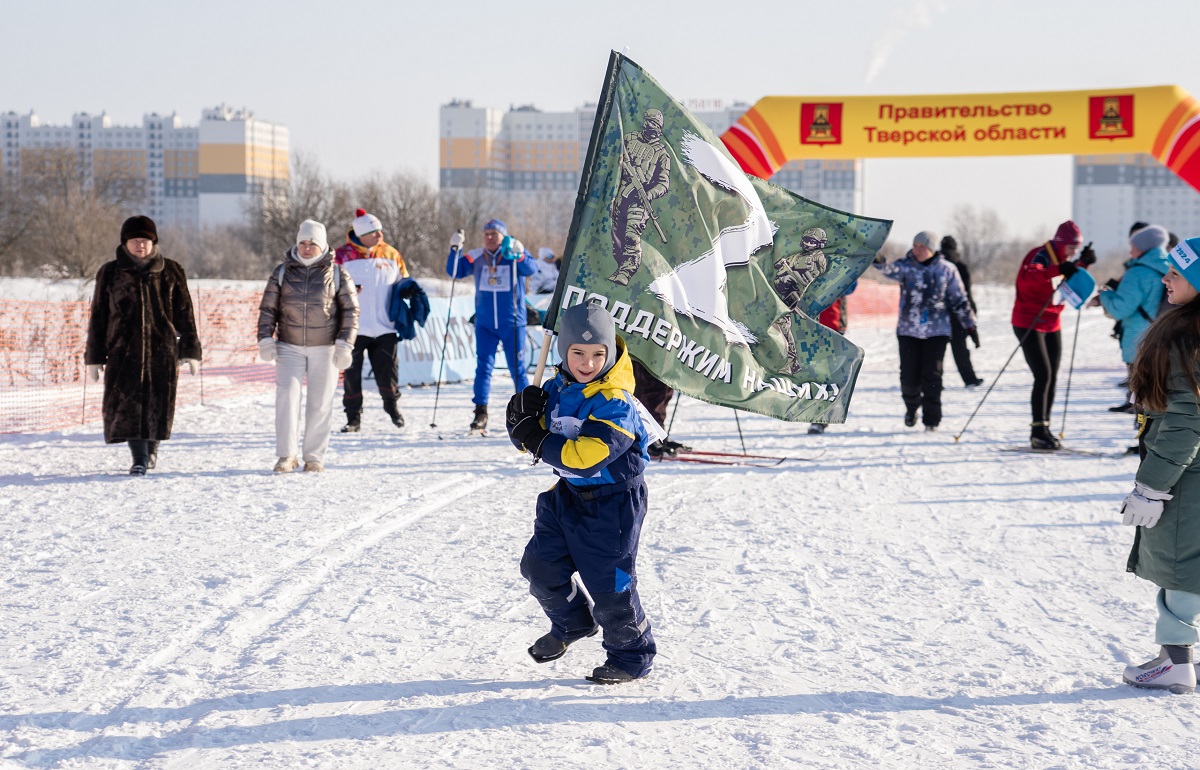 В Твери в региональном этапе Всероссийской массовой лыжной гонки «Лыжня России – 2024» приняли участие 5300 человек
