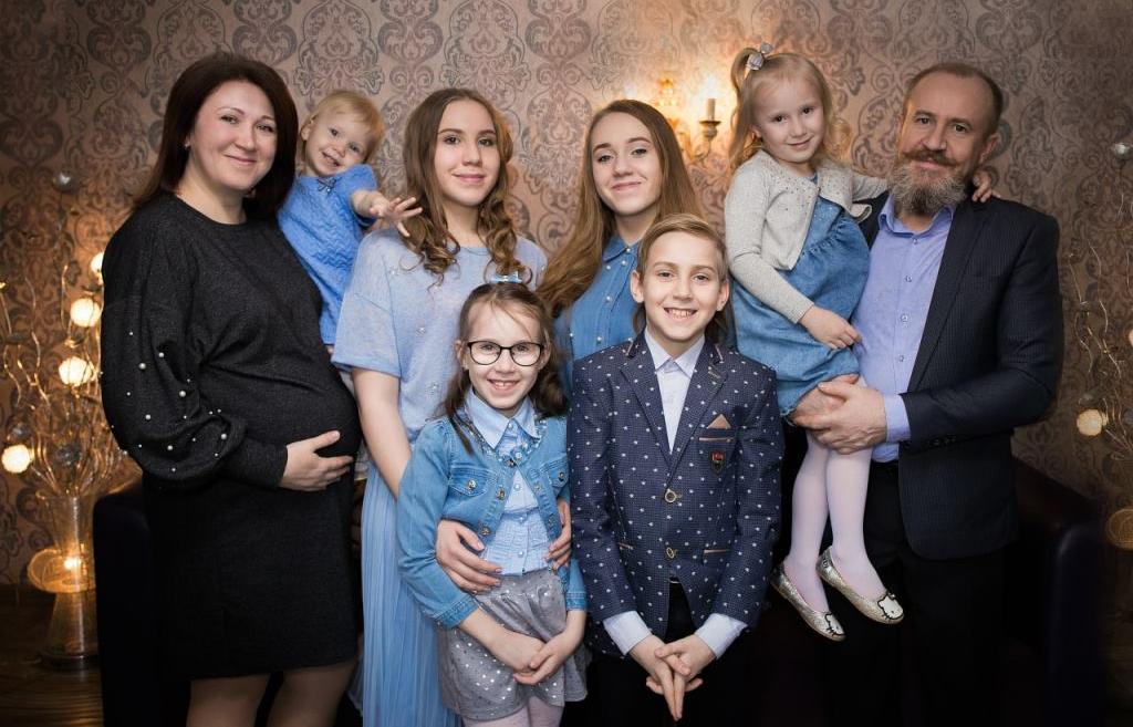 В Тверской области 70 супружеских пар наградили «За любовь и верность»