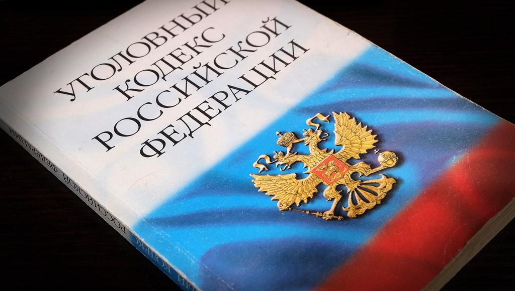 Два нетрезвых жителя Тверской области врезались в опору ЛЭП на угнанном снегоболотоходе