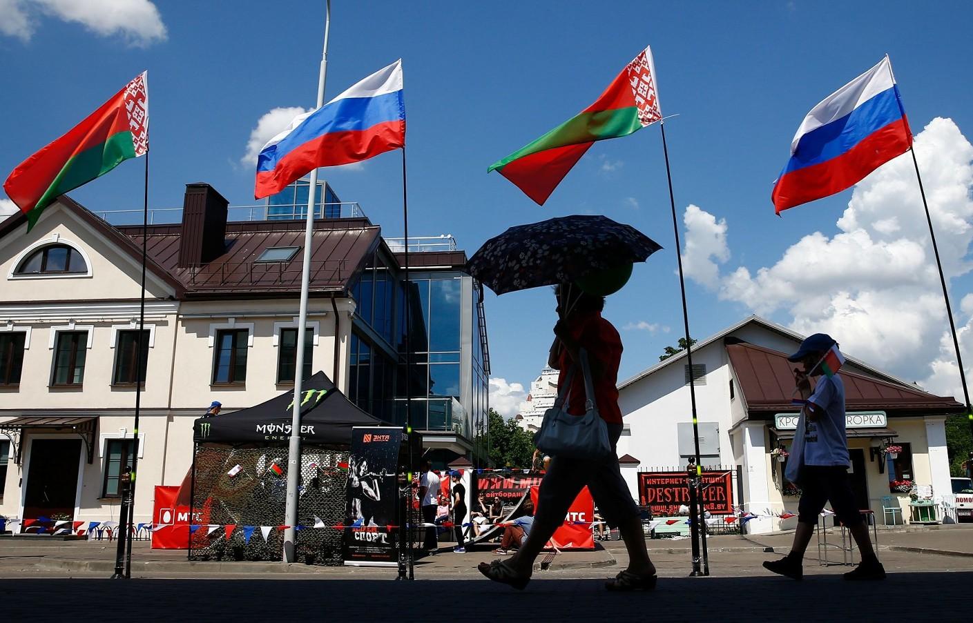Матвиенко предложила сделать нерабочим День единения народов Беларуси и России