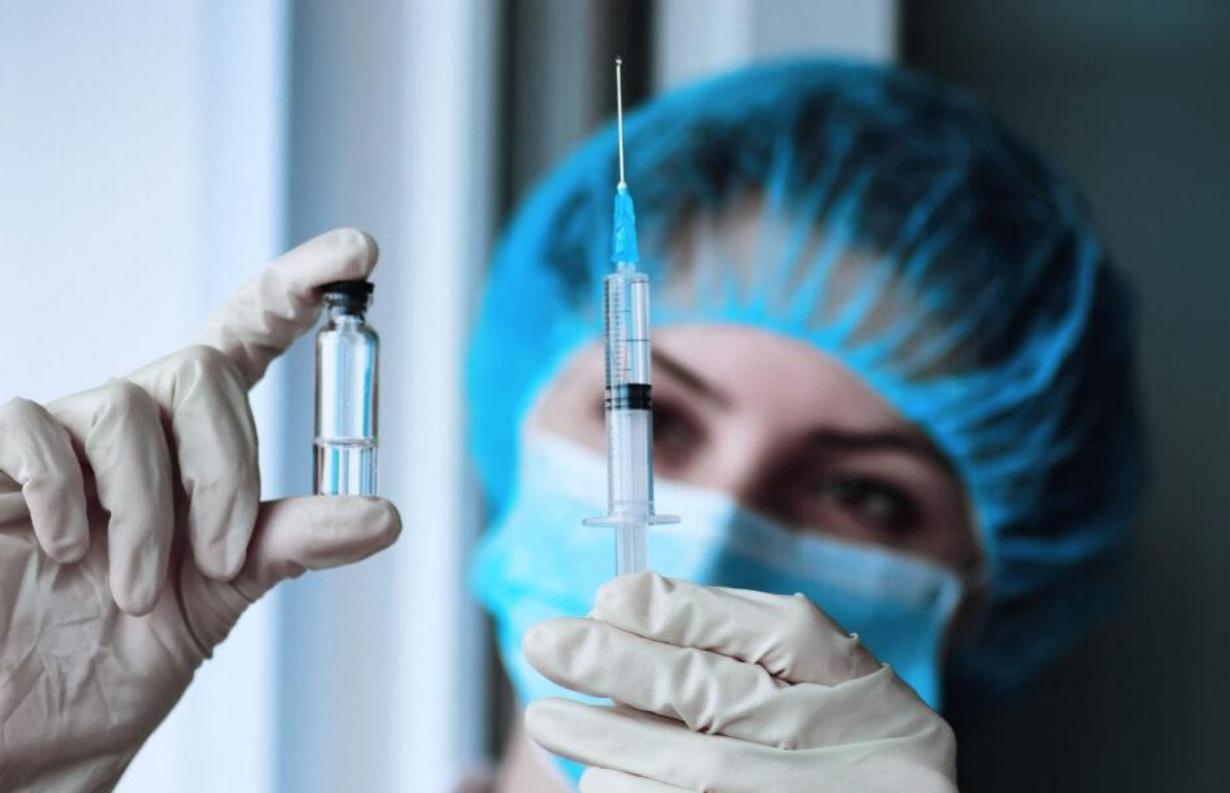 Медики рекомендуют жителям Тверской области сделать прививку против коронавирусной инфекции и провести ревакцинацию - новости Афанасий