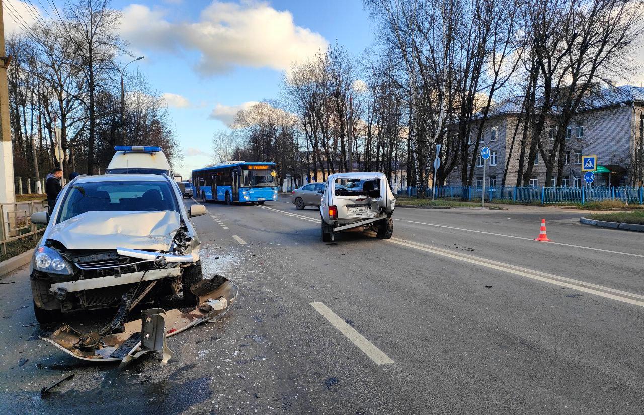 Один человек пострадал в ДТП на Петербургском шоссе в Твери  - новости Афанасий