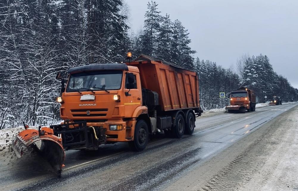 Дорожные службы Тверской области переведены на усиленный режим работы из-за предстоящего снегопада - новости Афанасий