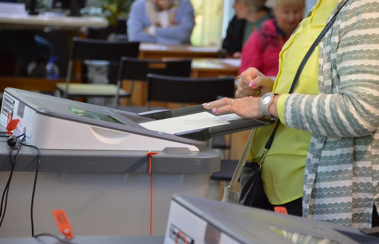 В Тверской области на выборах работают более 200 наблюдателей и 300 волонтеров