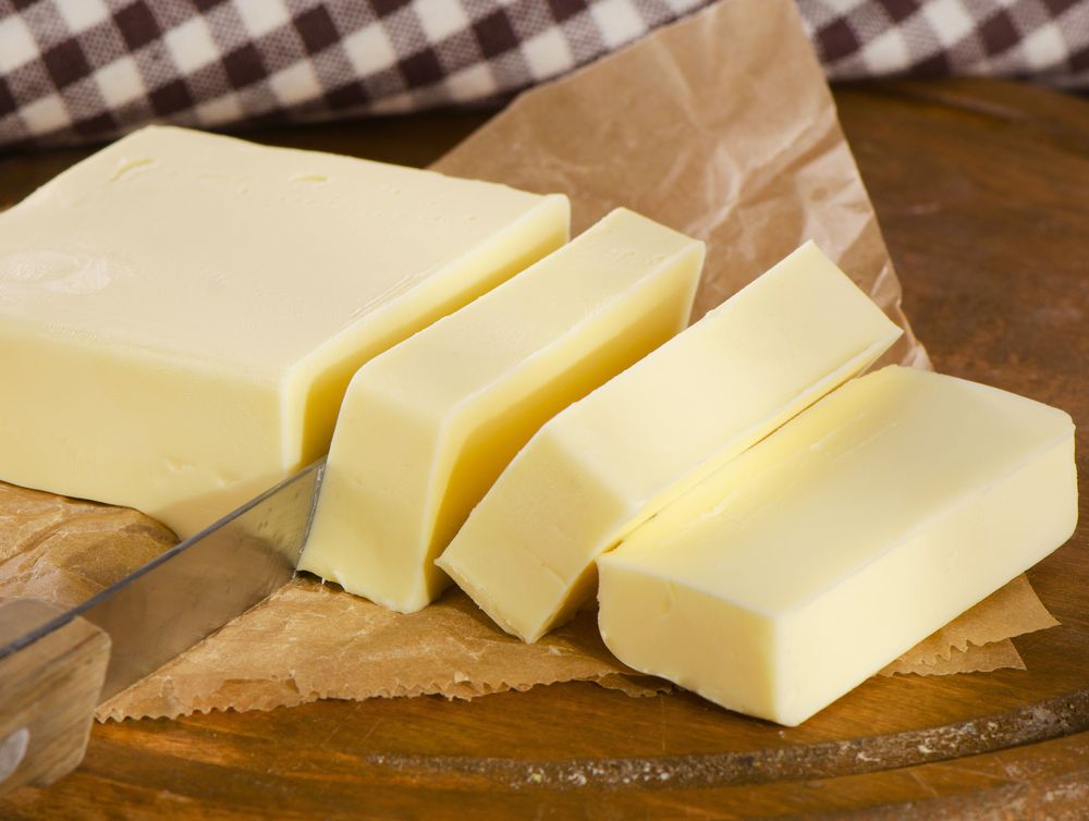 «Сохраняя традиции» фальсификата: Россельхознадзор назвал марки некачественной молочной продукции